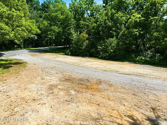 4th image of 5694 Ladd Springs Rd