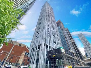 1 Yorkville Ave #2302, Toronto, ON M4W