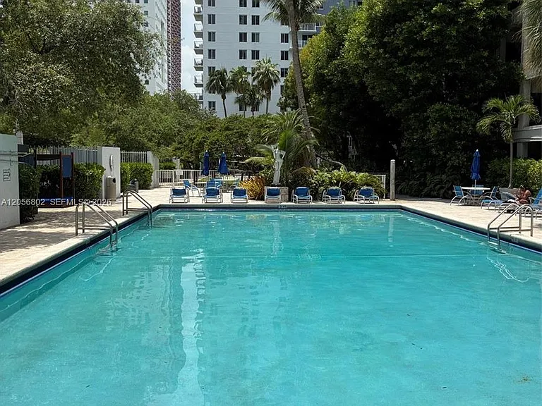850 N Miami Ave #W-406 — Photo 11