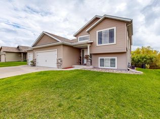 3488 Bridgeview Dr SE, Rochester, MN 55904