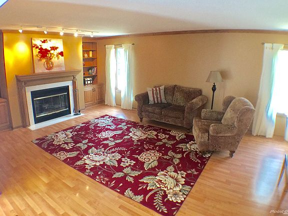 2nd image of 7605 Red Pines Dr