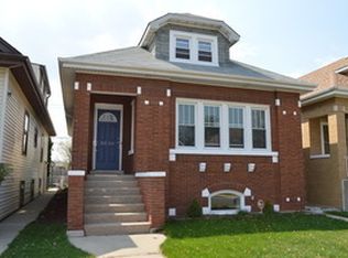 3036 N Luna Ave, Chicago, IL 60641