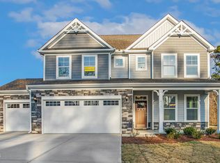 611 Highview Dr, Benson, NC 27504