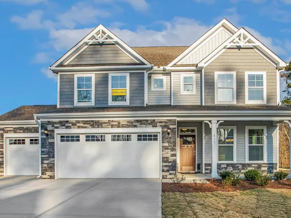 611 Highview Dr, Benson, NC 27504