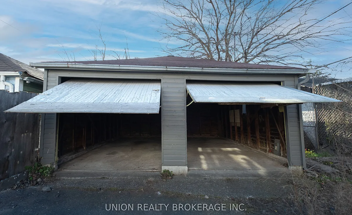 Building Photo - 163 Wolverleigh Blvd #GARAGE