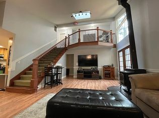 18200 SW Pheasant Ln, Beaverton, OR 97003