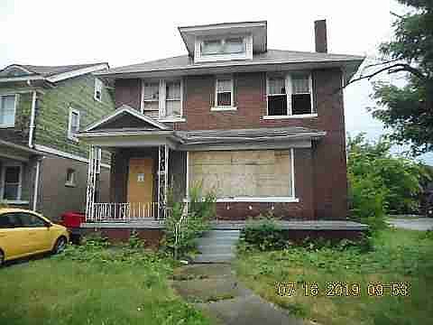 2900 Collingwood