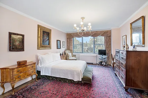Sold by Halstead Real Estate | media 4