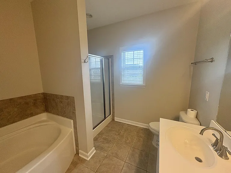 604 Drummond Grove Ln — Photo 22