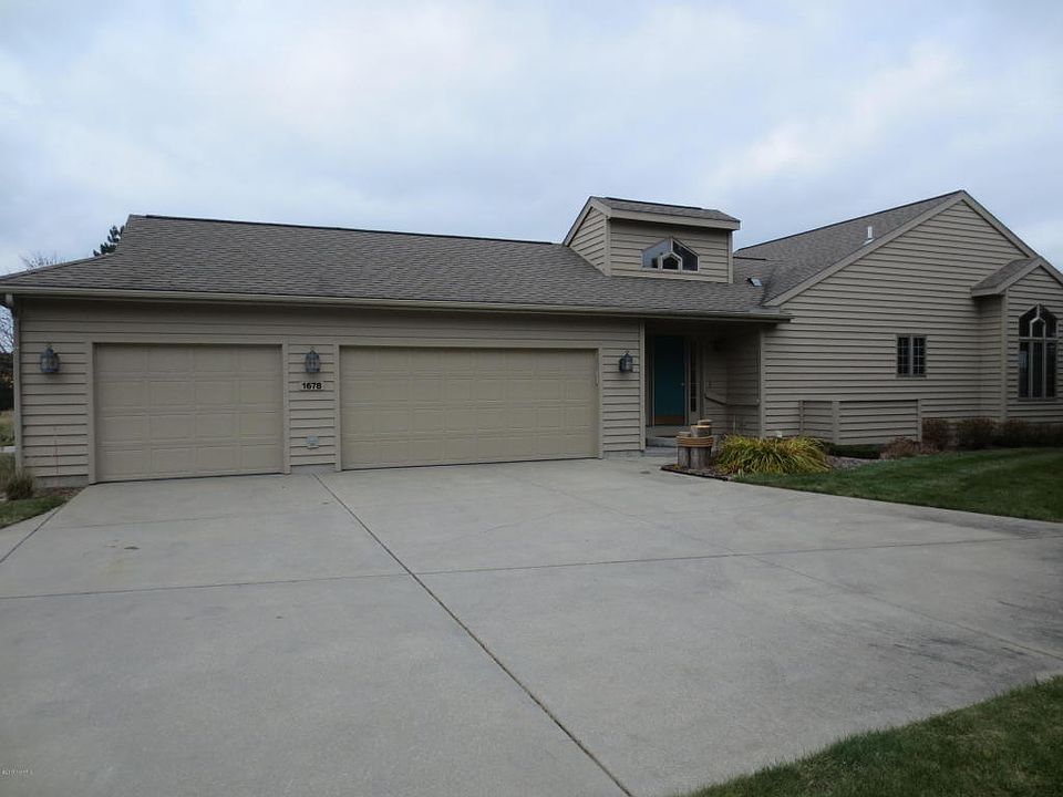 1st image of 1678 W Harbour Towne Cir #129