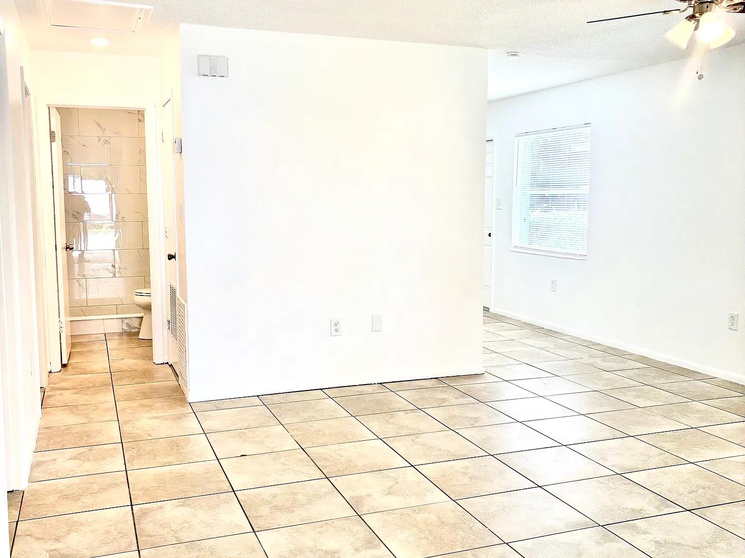 3 bed, 1050 sqft, $1,800 — Photo 3