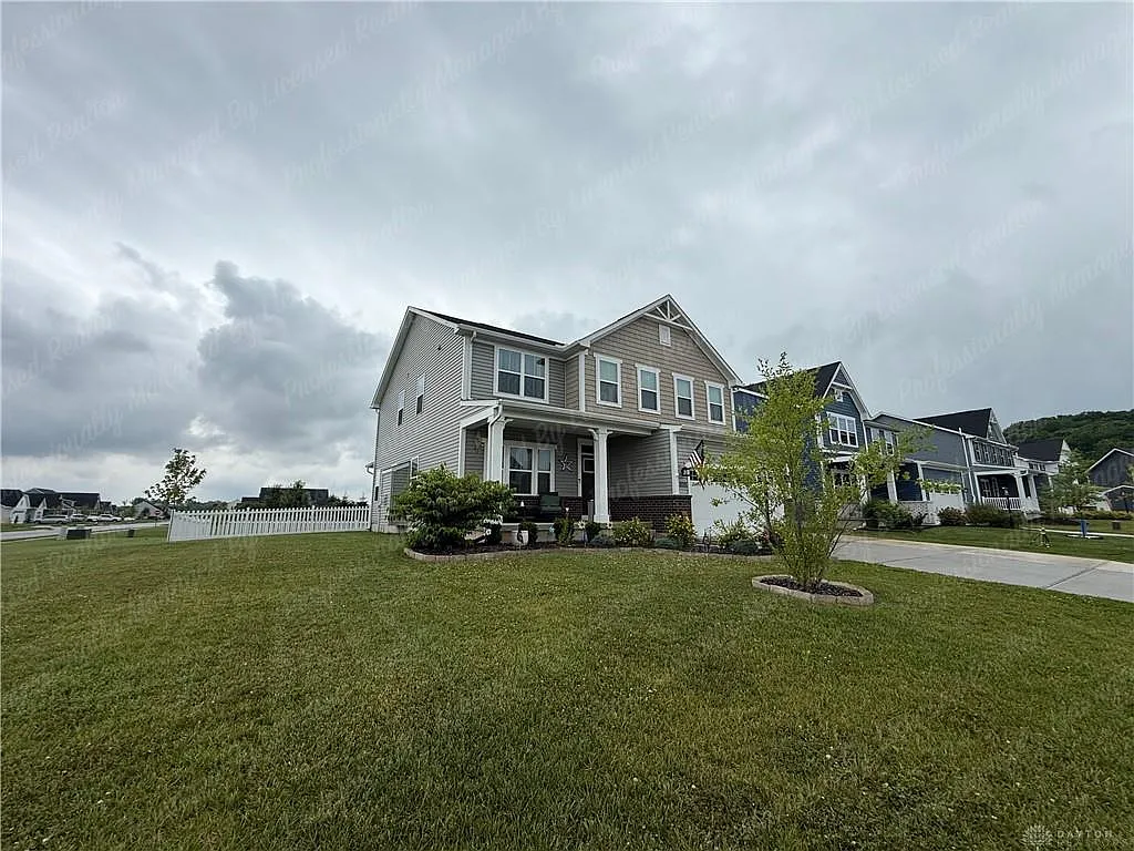 5 bed, 3.5 bath, 2763 sqft, $3,150 — Photo 1