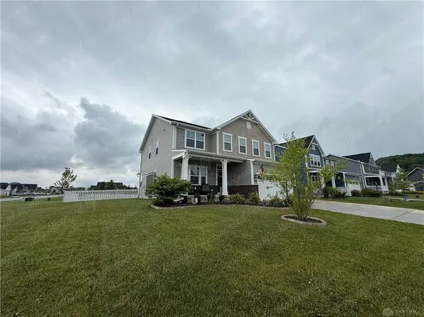 2418 David Grey Cir, Beavercreek, OH 45434