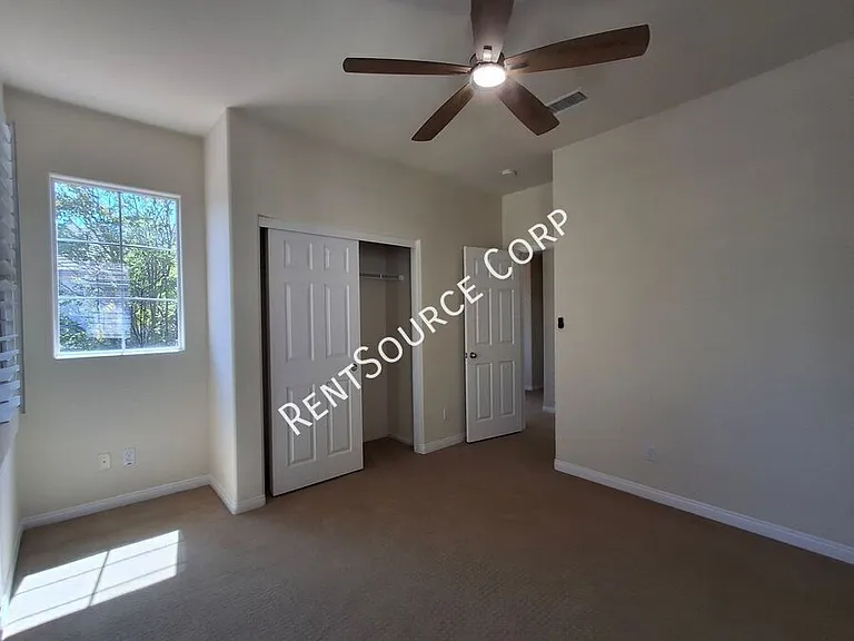 24310 Las Palmas St — Photo 41
