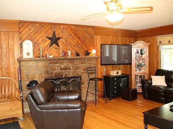 5th image of 2126 Holmes Dr