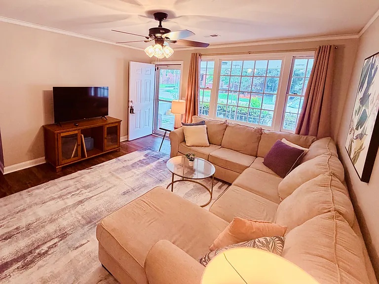 416 Poplar St — Photo 34