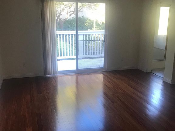 5th image of 2953 W Canyon Ave