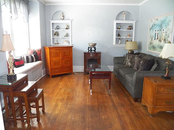 3rd image of 139 Stone Ave