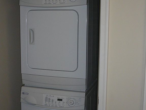 3rd image of 124 Water St