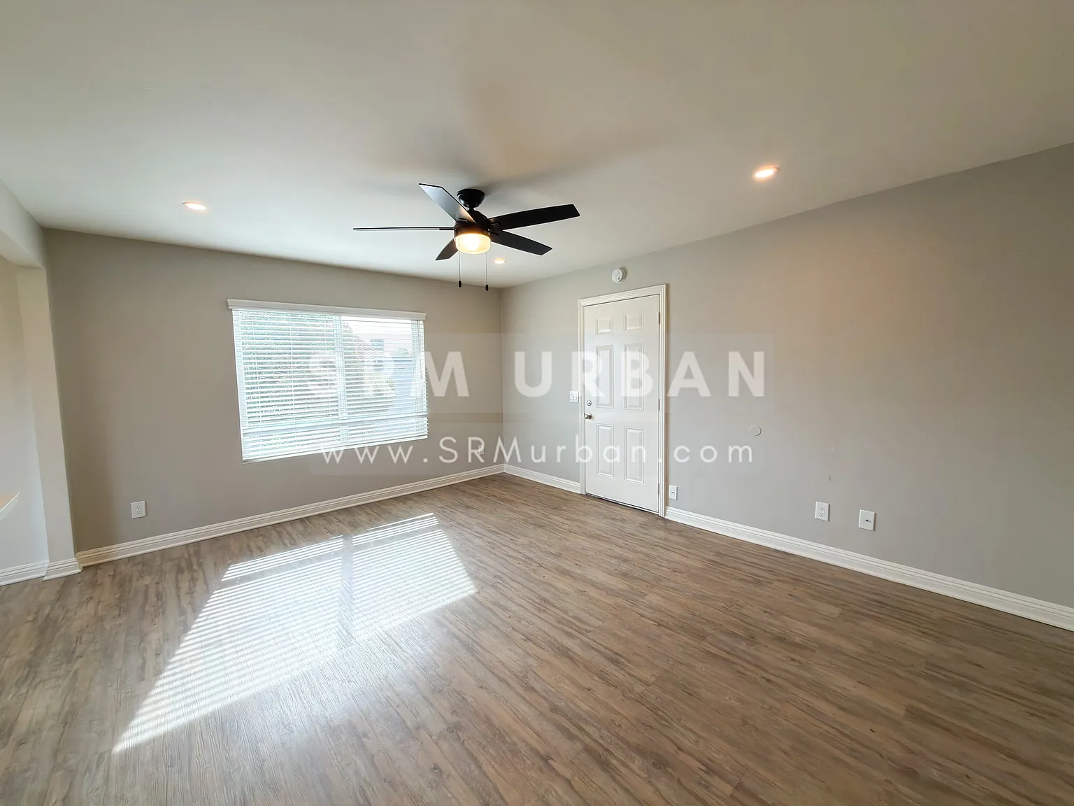 2 bed, 850 sqft, $2,795 — Photo 2