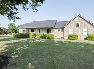 4019 Meadow View Cir, Pleasant View, TN 37146
