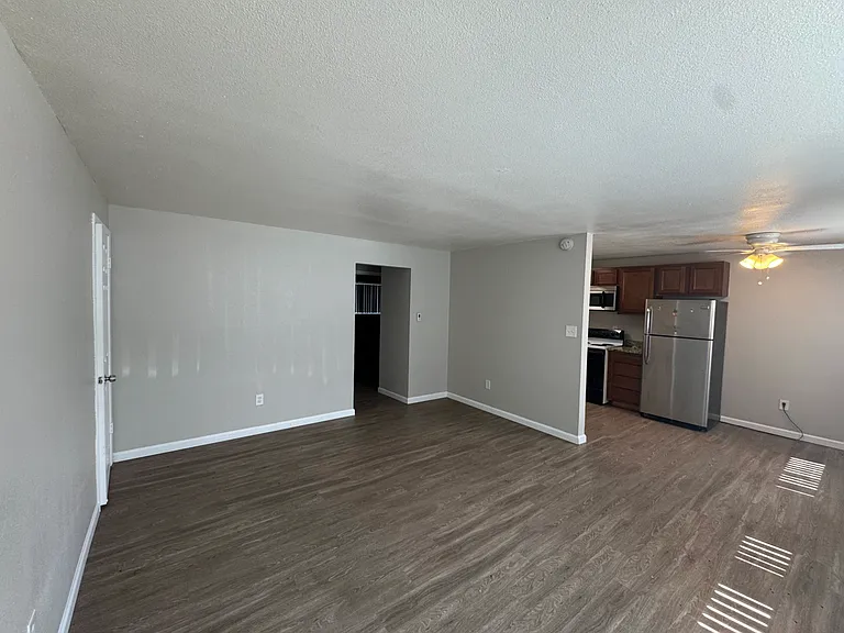 217 S Ingalls St — Photo 5