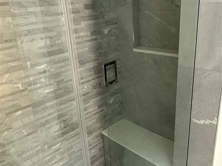 6039 Collins Ave #1221 — Photo 15