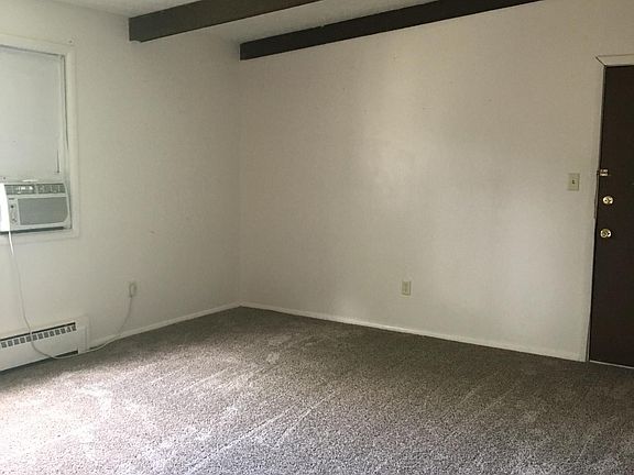 3rd image of 161 S Croswell Ave #7