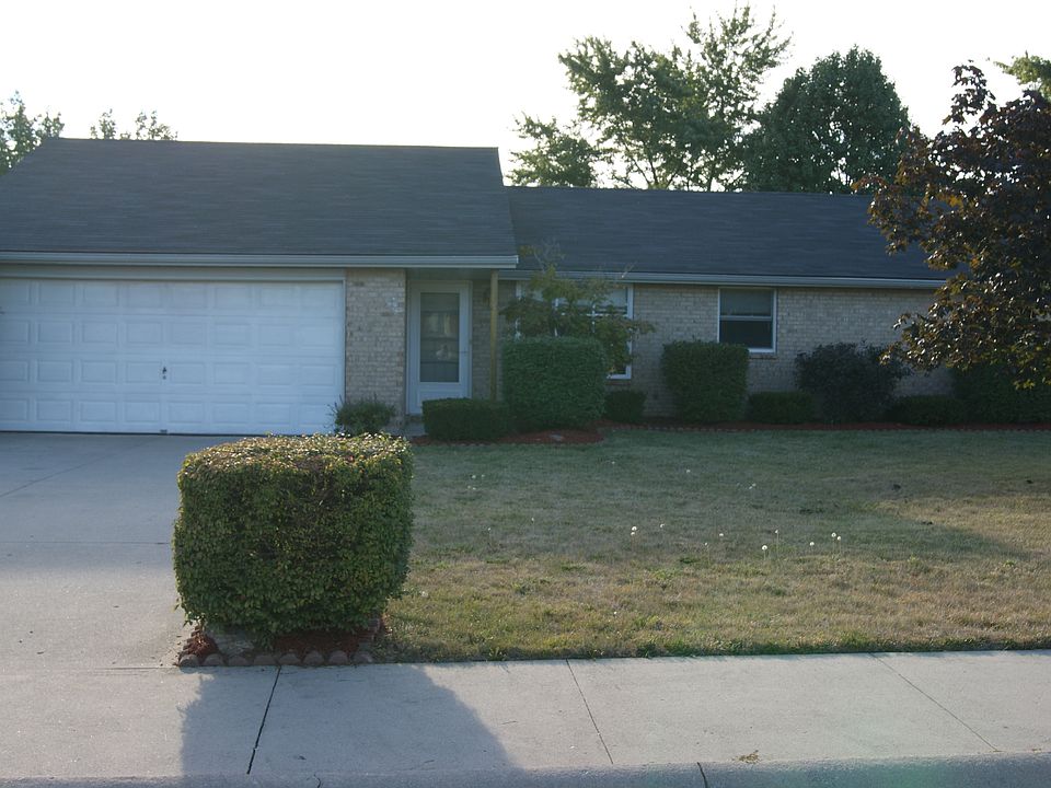 1st image of 106 Canterbury Dr