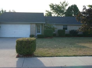 106 Canterbury Dr, Greenville, OH 45331