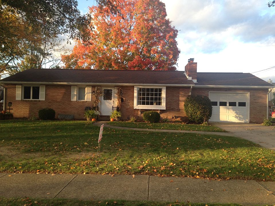 1st image of 613 Evergreen Dr
