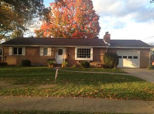 613 Evergreen Dr, Dover, OH