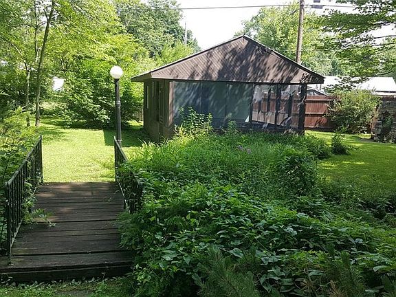 4th image of 17 Norris Dr