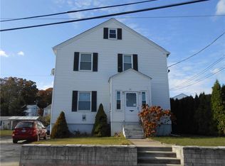 95 Oneida St, Pawtucket, RI 02860