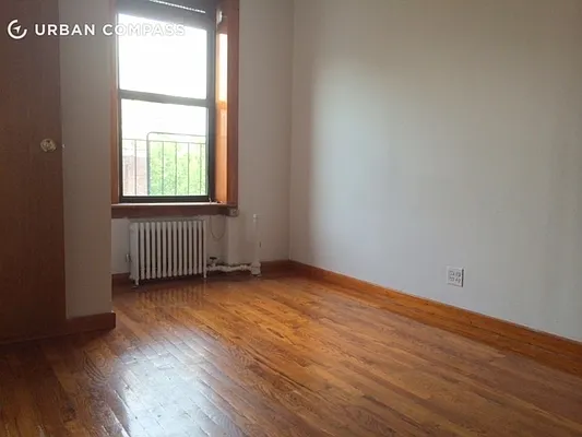 Rented by Compass | media 18