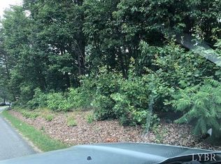 Jasper Wood Rd, Hurt, VA 24563