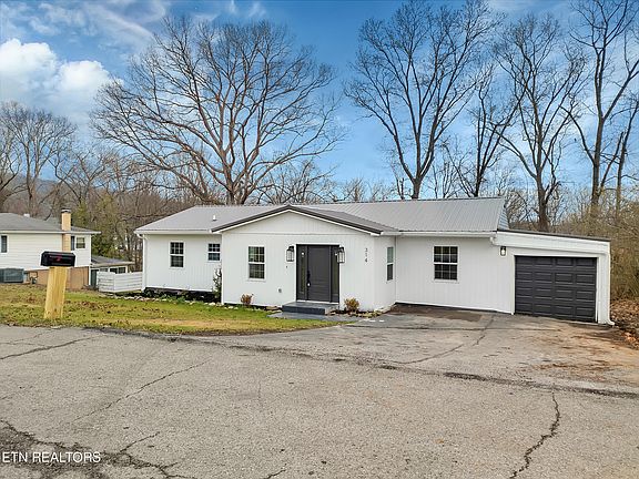 2nd image of 314 Lakemont Dr
