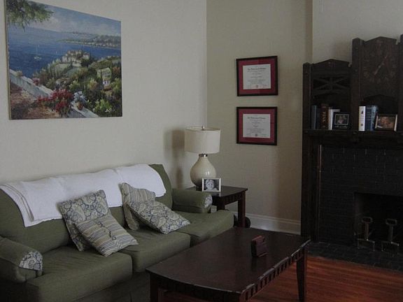 2nd image of 3145 Magnolia Ave Floor 1
