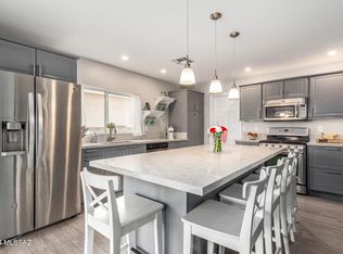 180 E Oracle Oak St, Sahuarita, AZ 85629