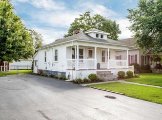 28427 Nieman Rd, New Boston, MI 48164