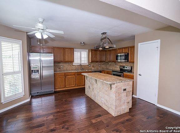 2nd image of 2641 Poplar Grove Ln