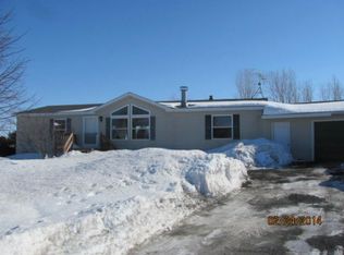 W2487 Hillside Dr, Pulaski, WI 54162