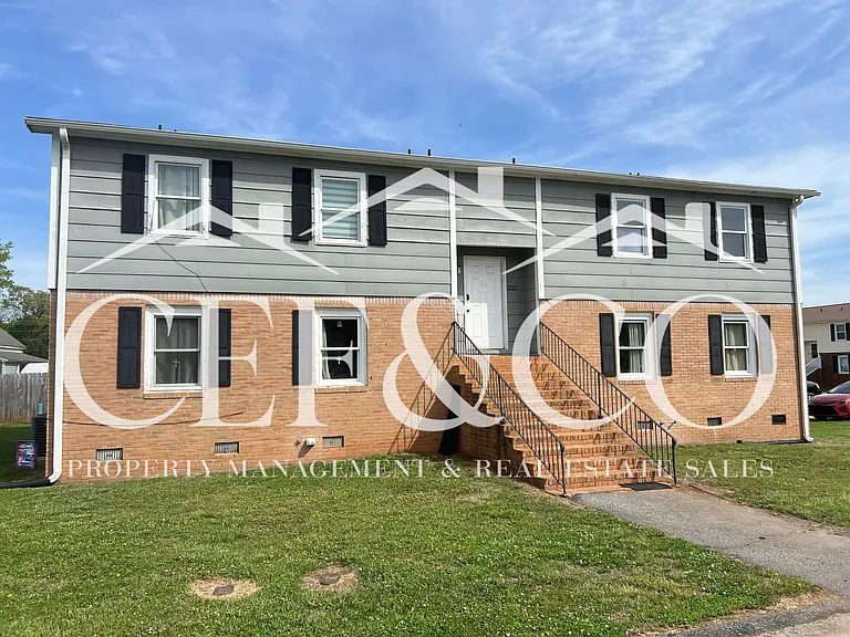 225 Colleen Ct #D — Photo 1