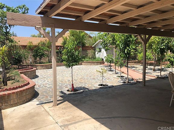 5th image of 15327 El Casco St