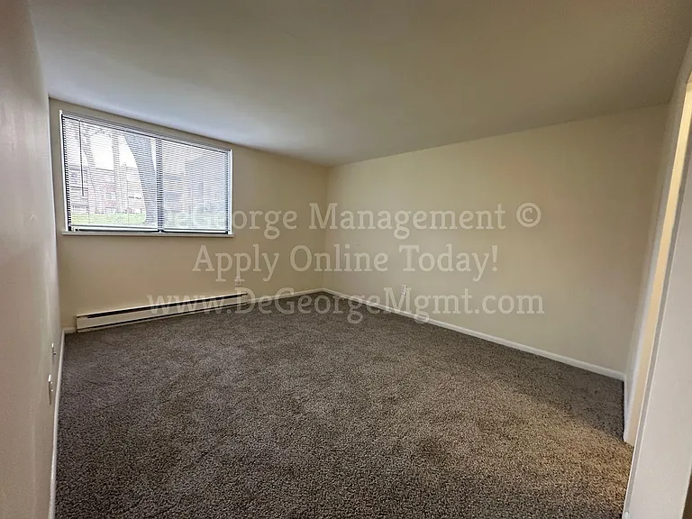 Parkview Apartments — Photo 99