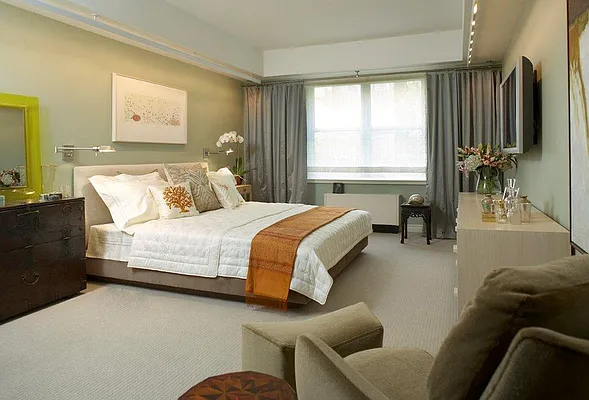 Sold by Sloane Square | media 22