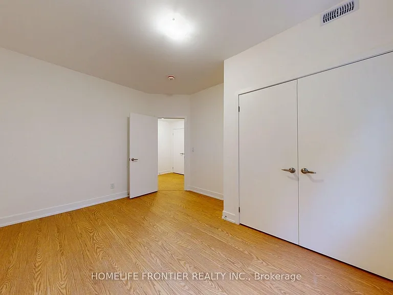 1089 Glencairn Ave #2 — Photo 17