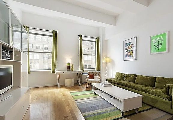 4th image of 99 John St APT 1604