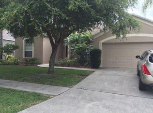 7525 Regents Garden Way, Apollo Beach, FL 33572