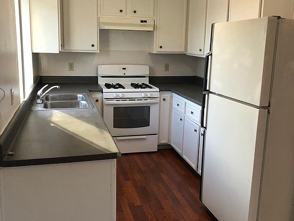 4th image of 704 W California Ave